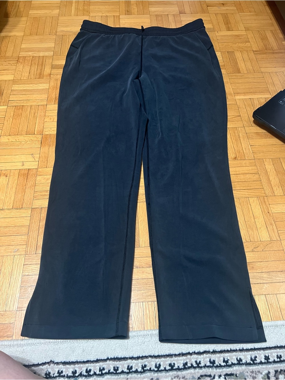 Lululemon softstreme pant (split)